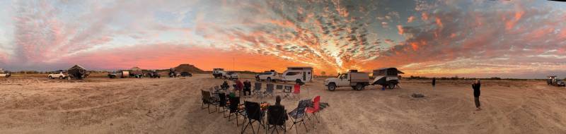 Watching the spectacular sky - Corfeild QLD Dinosaur Creek Campground